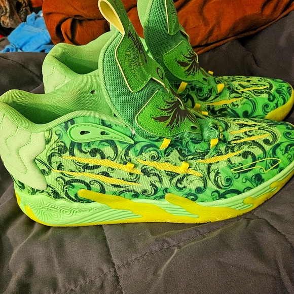 Puma MB.03‎ -US 13 Men's Yellow Green Basketball LaMelo 379233 01